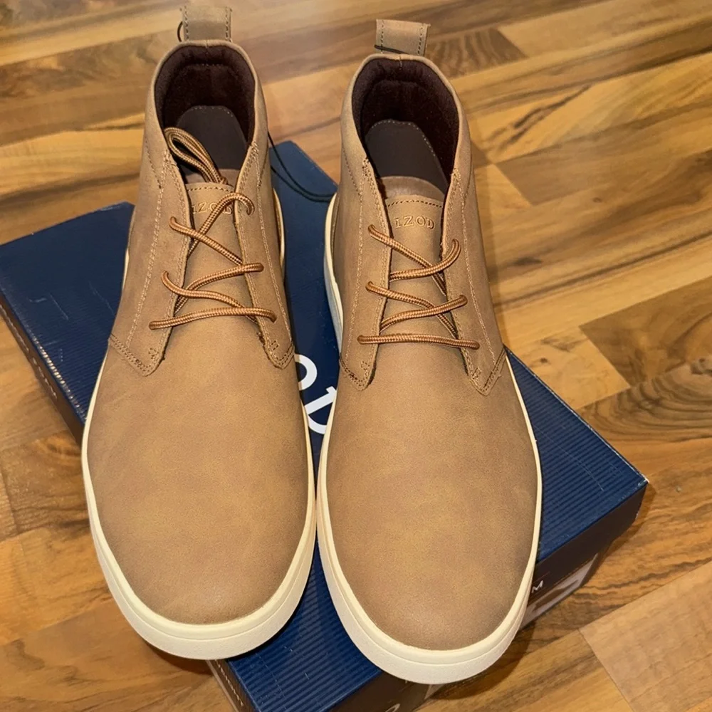 IZOD men chukka style shoe Palmer color brown men’s size 11‎ casual, dress, lace